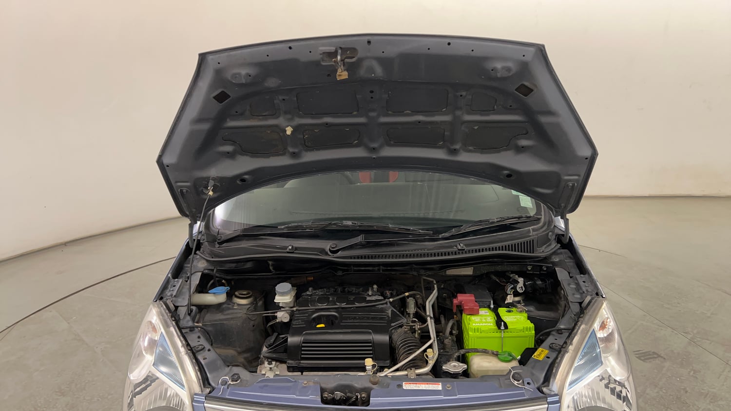 Used 2014 Maruti Suzuki Wagon R VXI Petrol Manual engine ENGINE & BONNET OPEN FRONT VIEW