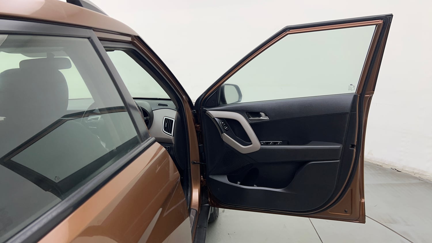 Used 2017 Hyundai Creta 1.6 SX Plus AT Petrol Petrol Automatic interior RIGHT FRONT DOOR OPEN VIEW