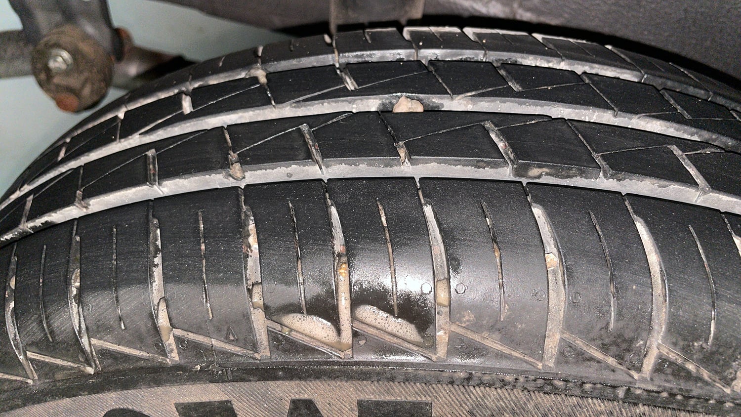 Used 2025 Maruti Suzuki S-Presso VXi (O) Petrol Manual tyres RIGHT REAR TYRE TREAD VIEW