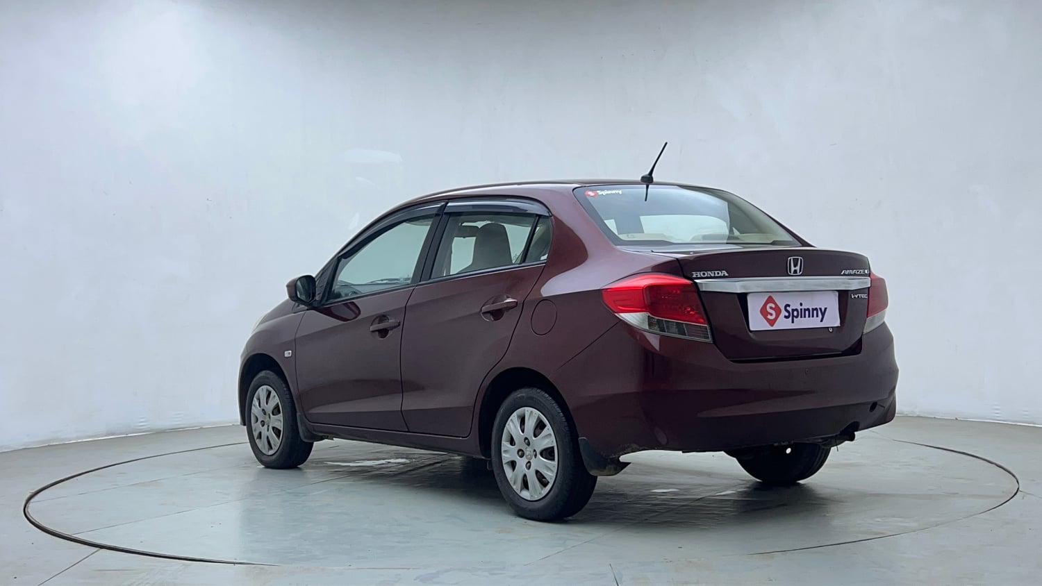 Used 2014 Honda Amaze 1.2 S AT i-VTEC Petrol Automatic exterior LEFT REAR CORNER VIEW