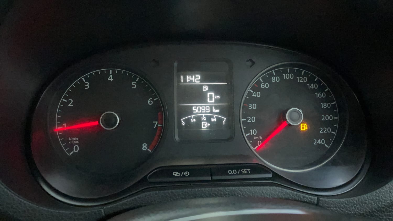 Used 2014 Volkswagen Polo Highline1.2L (P) Petrol Manual interior CLUSTERMETER VIEW