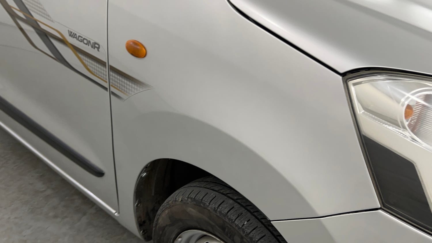 Used 2014 Maruti Suzuki Wagon R LXI CNG Cng Manual dents MINOR SCRATCH