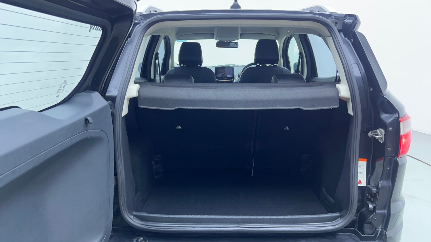 Used 2019 Ford EcoSport Titanium + 1.5L Ti-VCT AT Petrol Automatic interior DICKY INSIDE VIEW