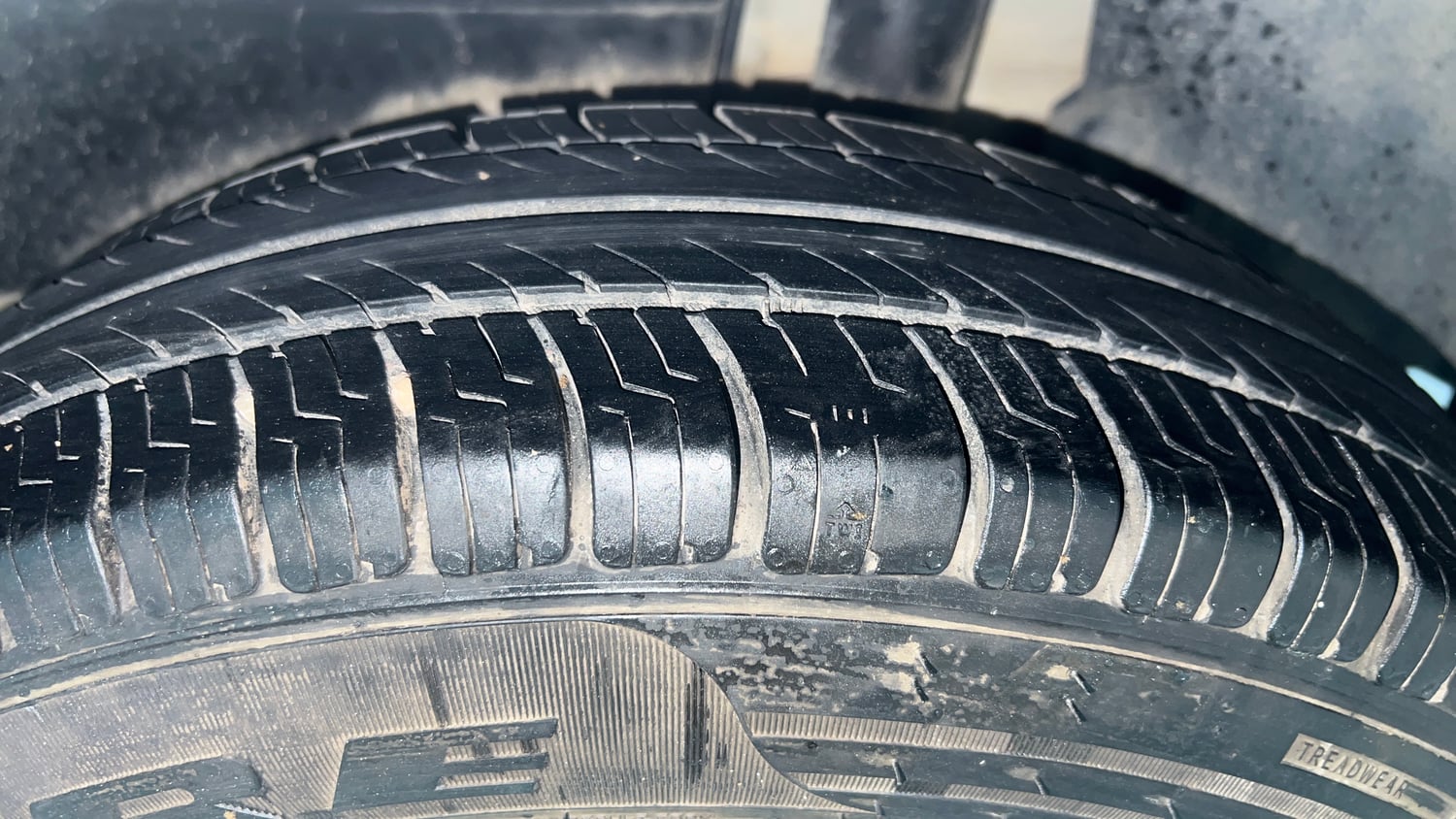 Used 2019 Maruti Suzuki Dzire VXi Petrol Manual tyres LEFT REAR TYRE TREAD VIEW