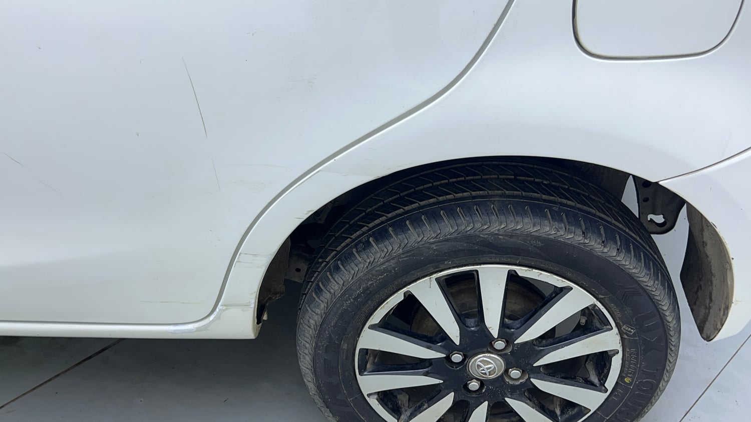 Used 2016 Toyota Etios Liva V Petrol Manual dents MINOR SCRATCH