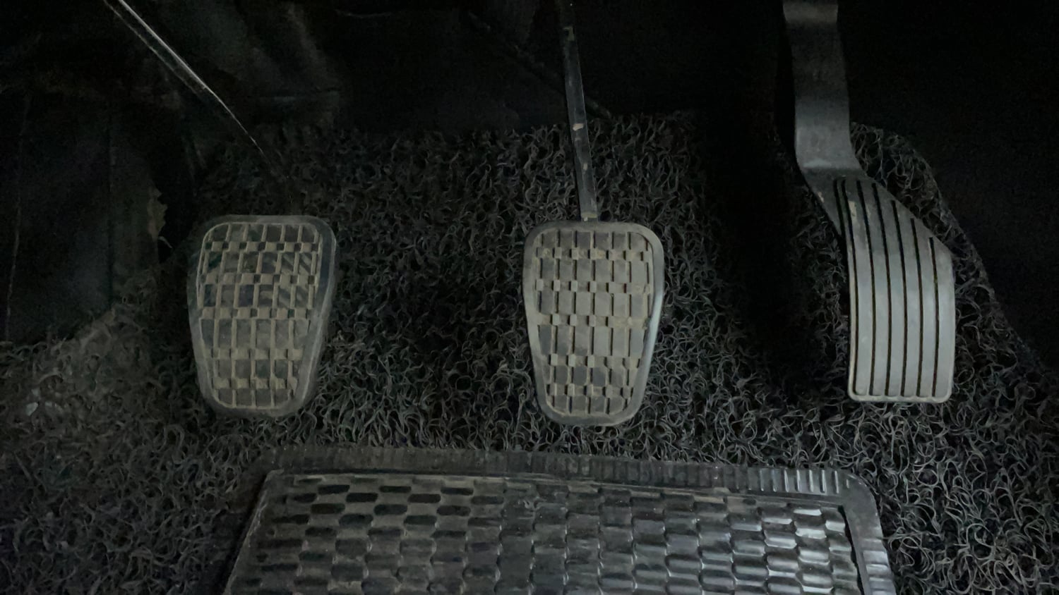 Used 2023 Tata Punch Adventure Rhythm Pack MT Petrol Manual interior PEDALS VIEW
