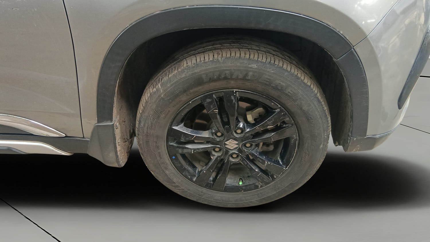 Used 2019 Maruti Suzuki Vitara Brezza [2016-2020] ZDi Diesel Manual tyres RIGHT FRONT TYRE RIM VIEW