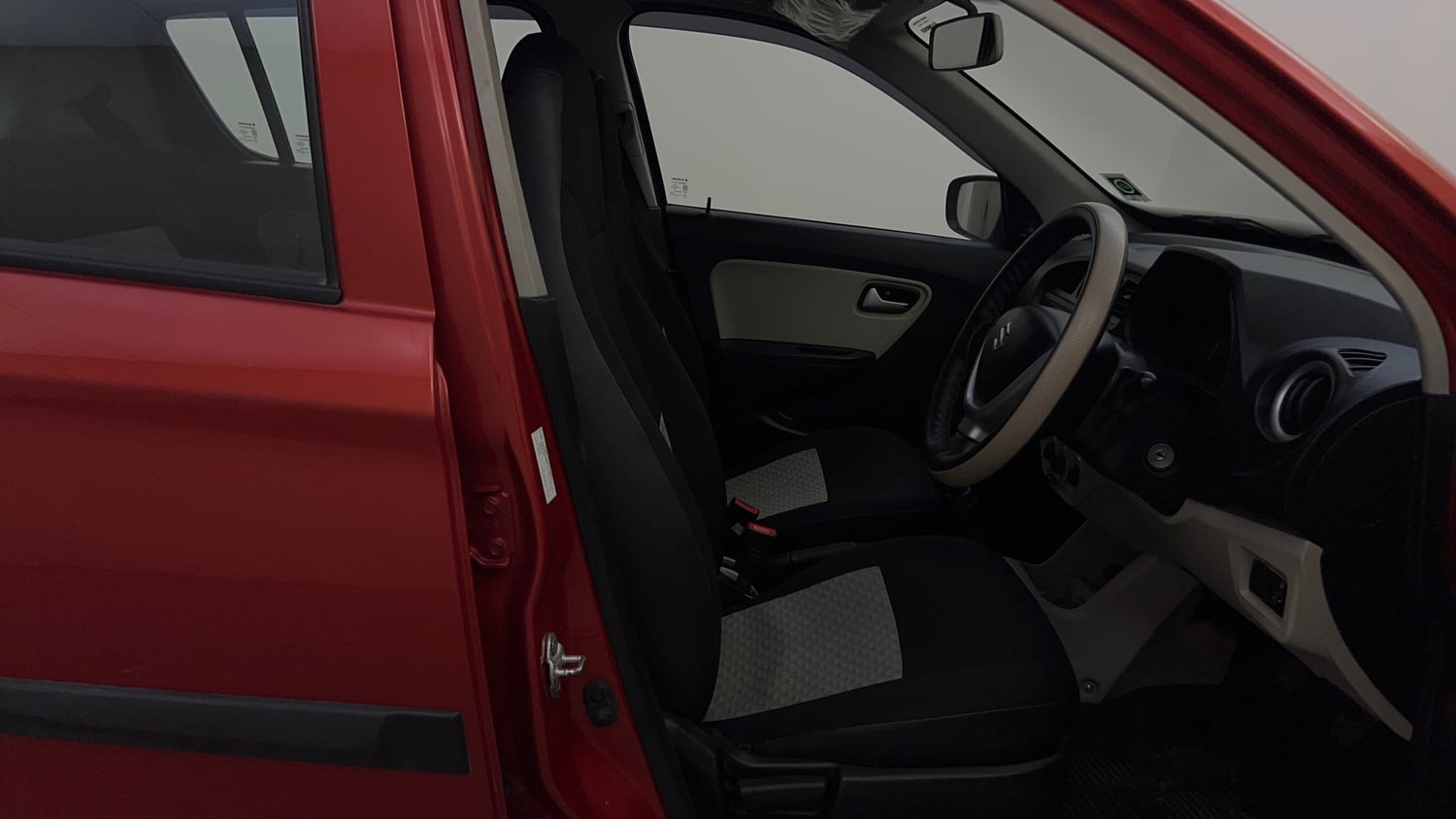 Used 2022 Maruti Suzuki Alto 800 VXi Petrol Manual interior RIGHT SIDE FRONT DOOR CABIN VIEW
