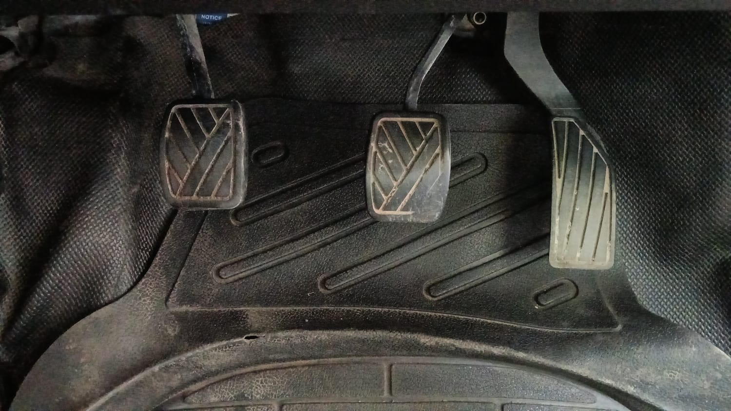 Used 2019 Maruti Suzuki Vitara Brezza [2016-2020] ZDi Diesel Manual interior PEDALS VIEW