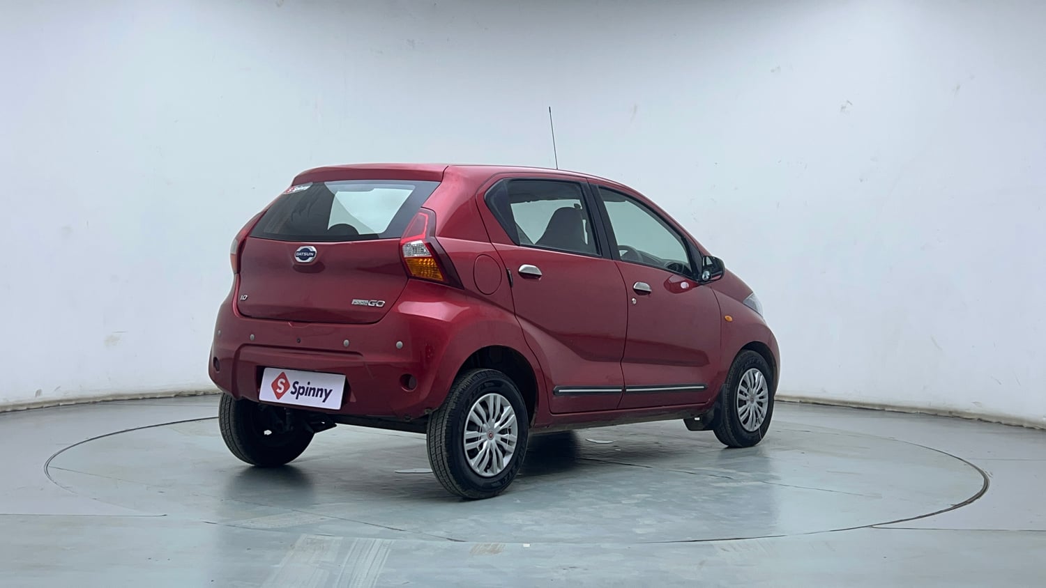 Used 2018 Datsun Redi-GO S 1.0 AMT Petrol Automatic exterior RIGHT REAR CORNER VIEW