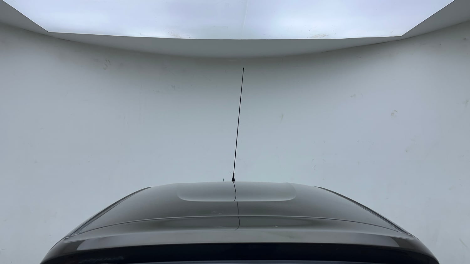 Used 2018 Renault Kwid 1.0 RXT Petrol Manual exterior EXTERIOR ROOF VIEW