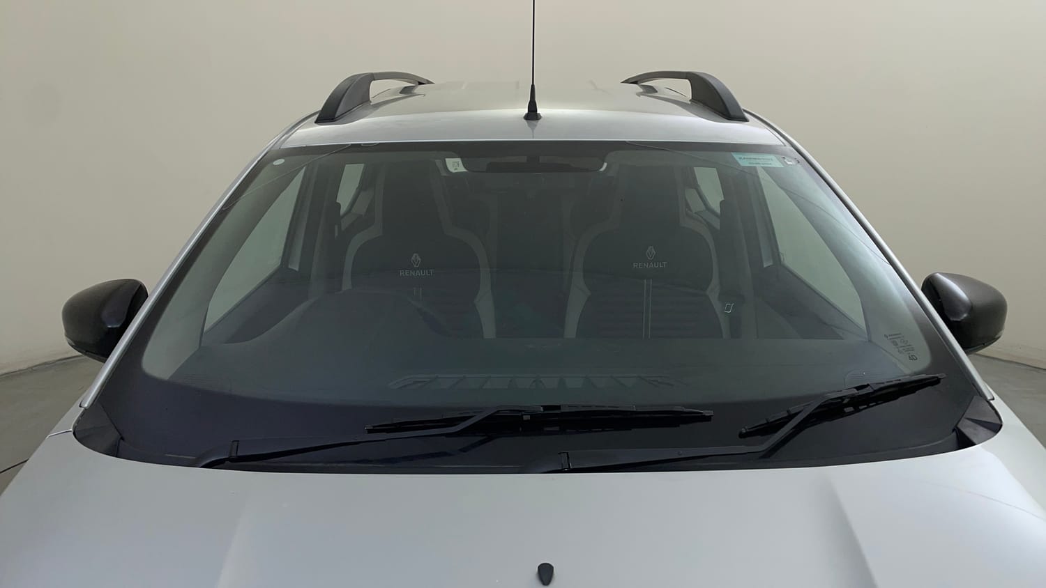 Used 2024 Renault Triber RXT Petrol Manual exterior FRONT WINDSHIELD VIEW