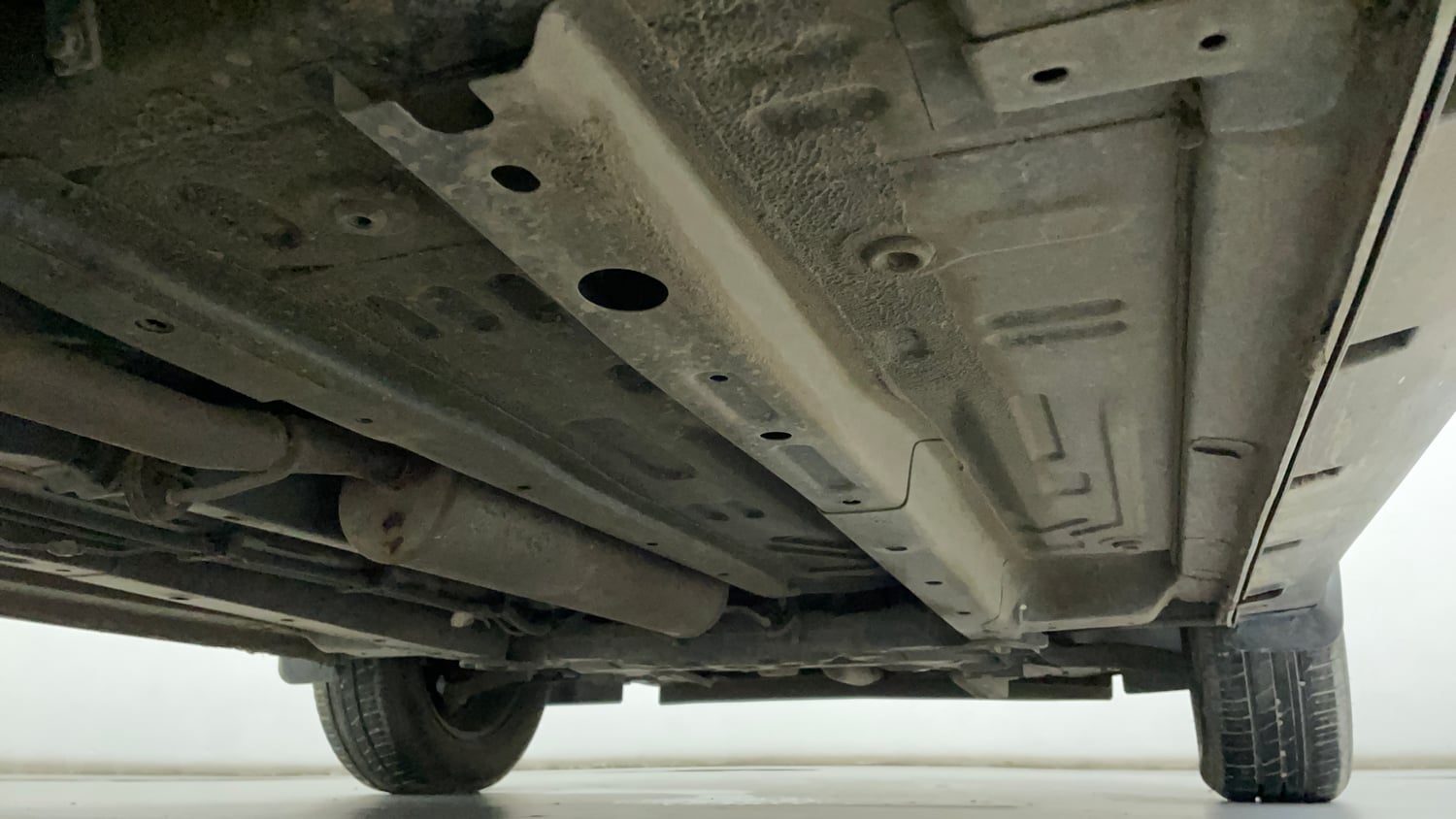 Used 2023 Tata Punch Adventure Rhythm Pack MT Petrol Manual extra REAR RIGHT UNDERBODY VIEW