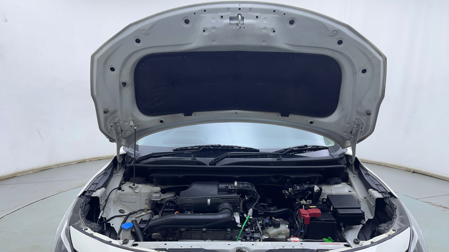 Used 2023 Maruti Suzuki Baleno Alpha AGS Petrol Automatic engine ENGINE & BONNET OPEN FRONT VIEW