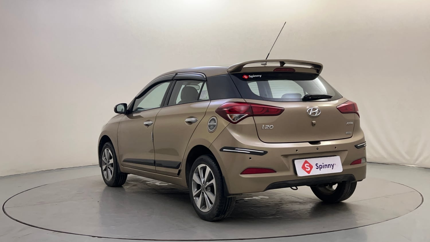 Used 2015 Hyundai Elite i20 Asta 1.2 Petrol Manual exterior LEFT REAR CORNER VIEW