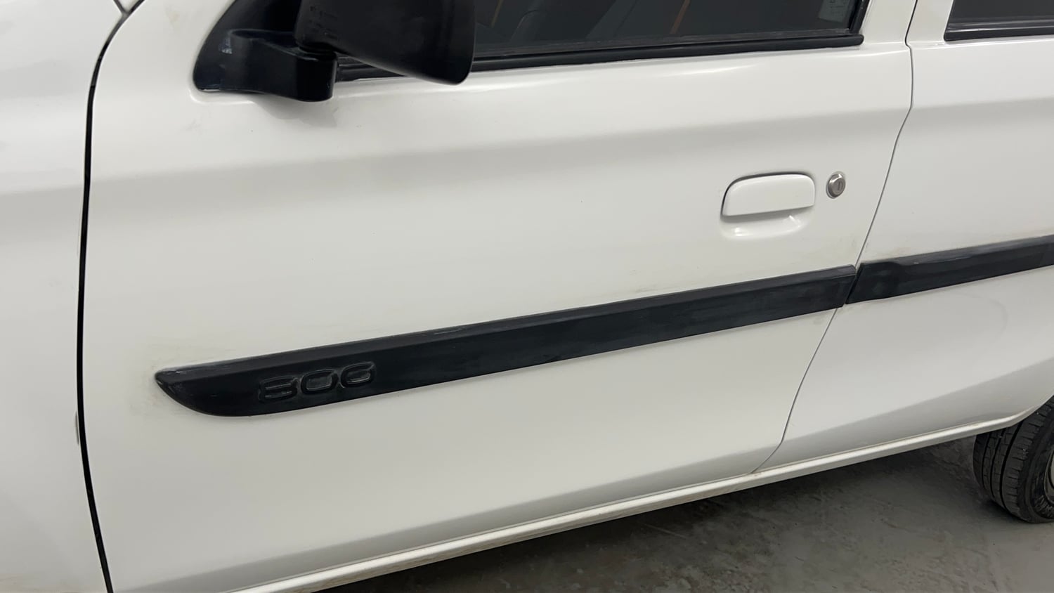 Used 2021 Maruti Suzuki Alto 800 LXi Petrol Manual dents MINOR SCRATCH