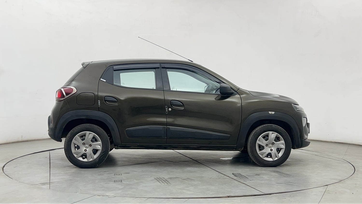 Used 2021 Renault Kwid RXT 1.0 (O) Petrol Manual exterior RIGHT SIDE VIEW