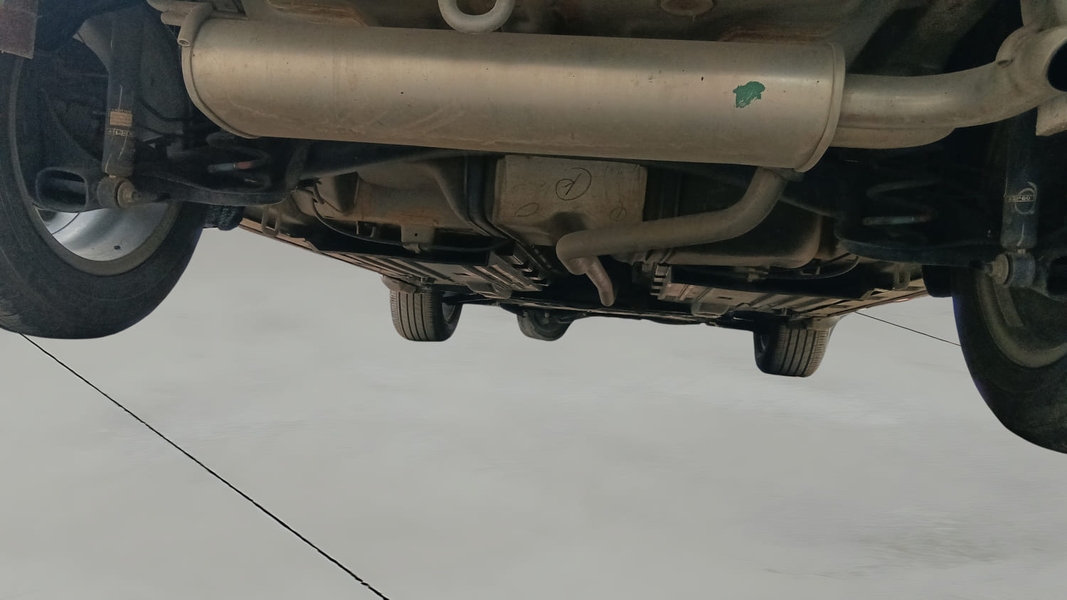 Used 2019 Maruti Suzuki Vitara Brezza [2016-2020] ZDi Diesel Manual extra REAR UNDERBODY VIEW (TAKEN FROM REAR)