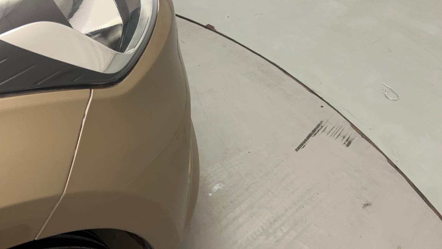 Used 2015 Hyundai Elite i20 Asta 1.2 Petrol Manual dents MINOR SCRATCH