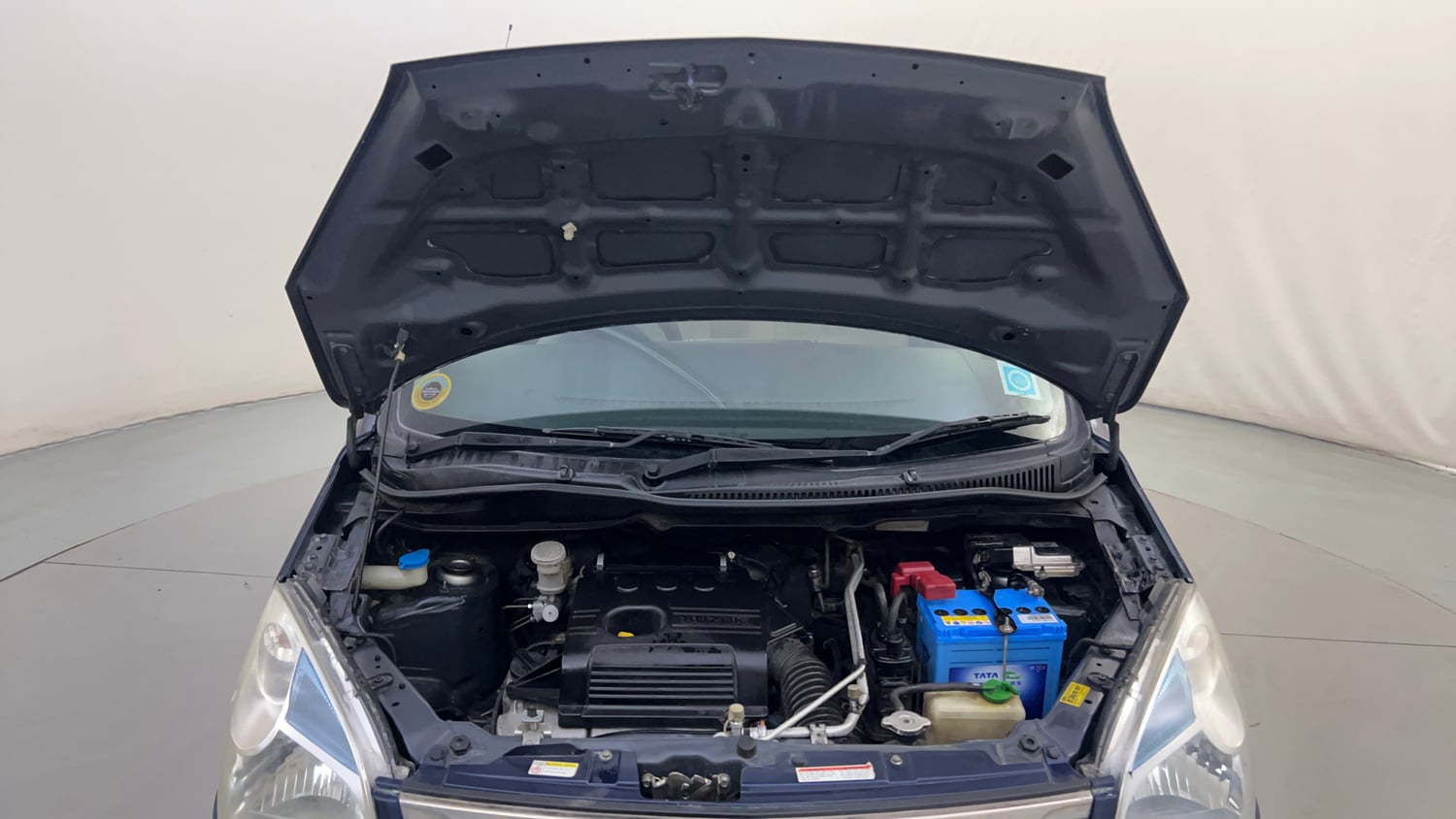 Used 2017 Maruti Suzuki Wagon R 1.0 VXI AMT Petrol Automatic engine ENGINE & BONNET OPEN FRONT VIEW