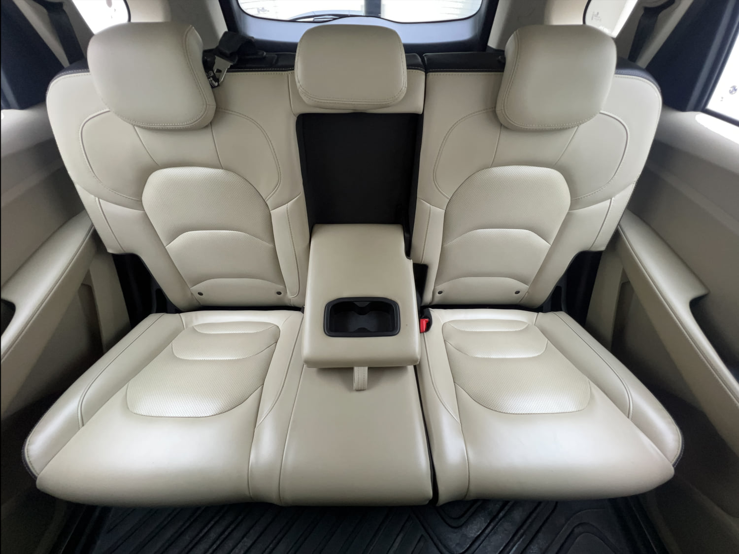 Used 2021 MG Motors Hector Sharp 1.5 Petrol Turbo DCT Petrol Automatic interior REAR SEAT CONDITION VIEW