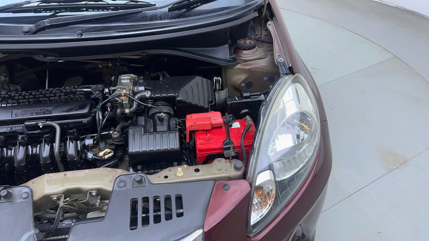 Used 2014 Honda Amaze 1.2 S AT i-VTEC Petrol Automatic engine ENGINE LEFT SIDE VIEW