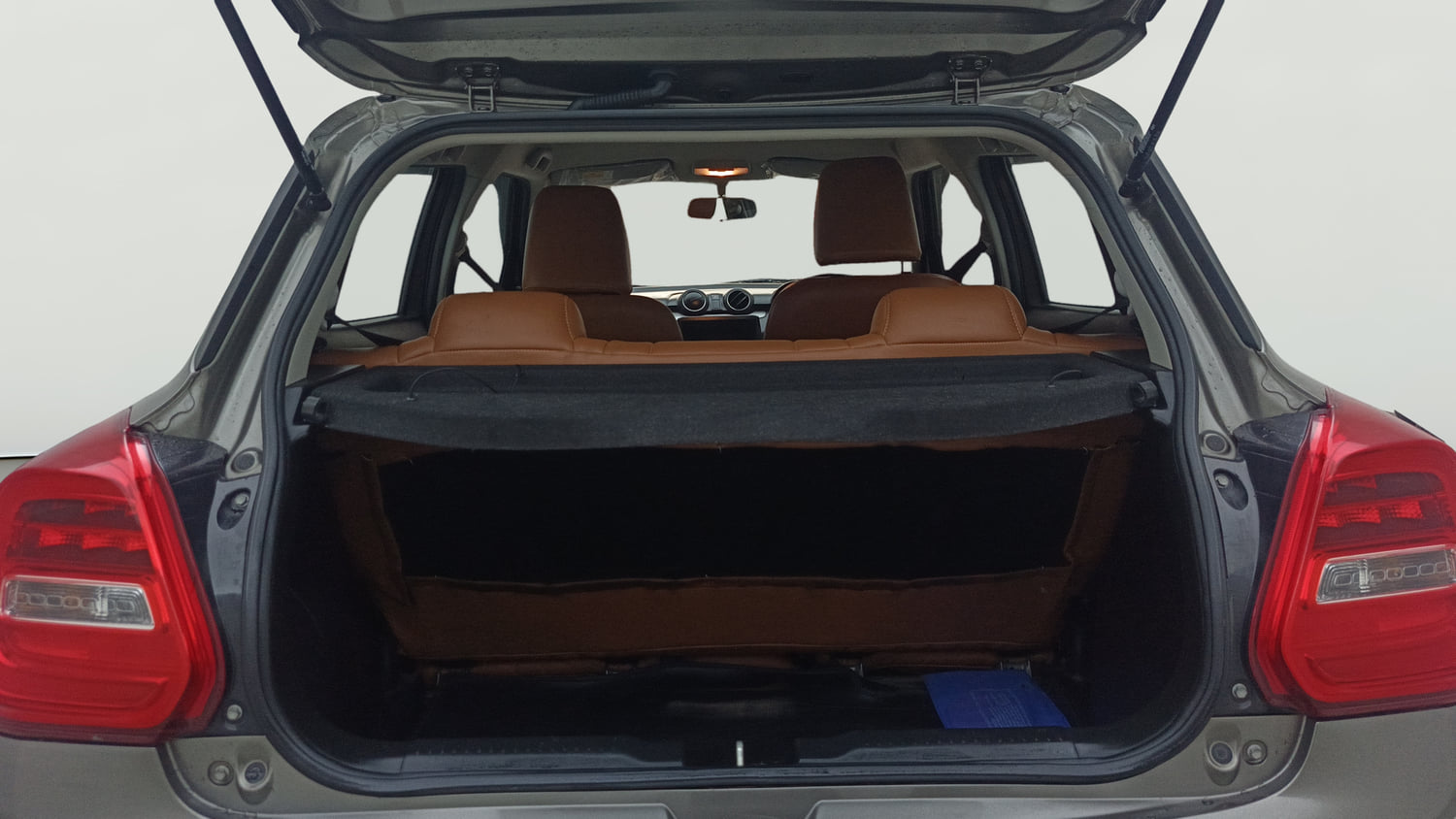 Used 2022 Maruti Suzuki Swift VXi AMT Petrol Automatic interior DICKY INSIDE VIEW