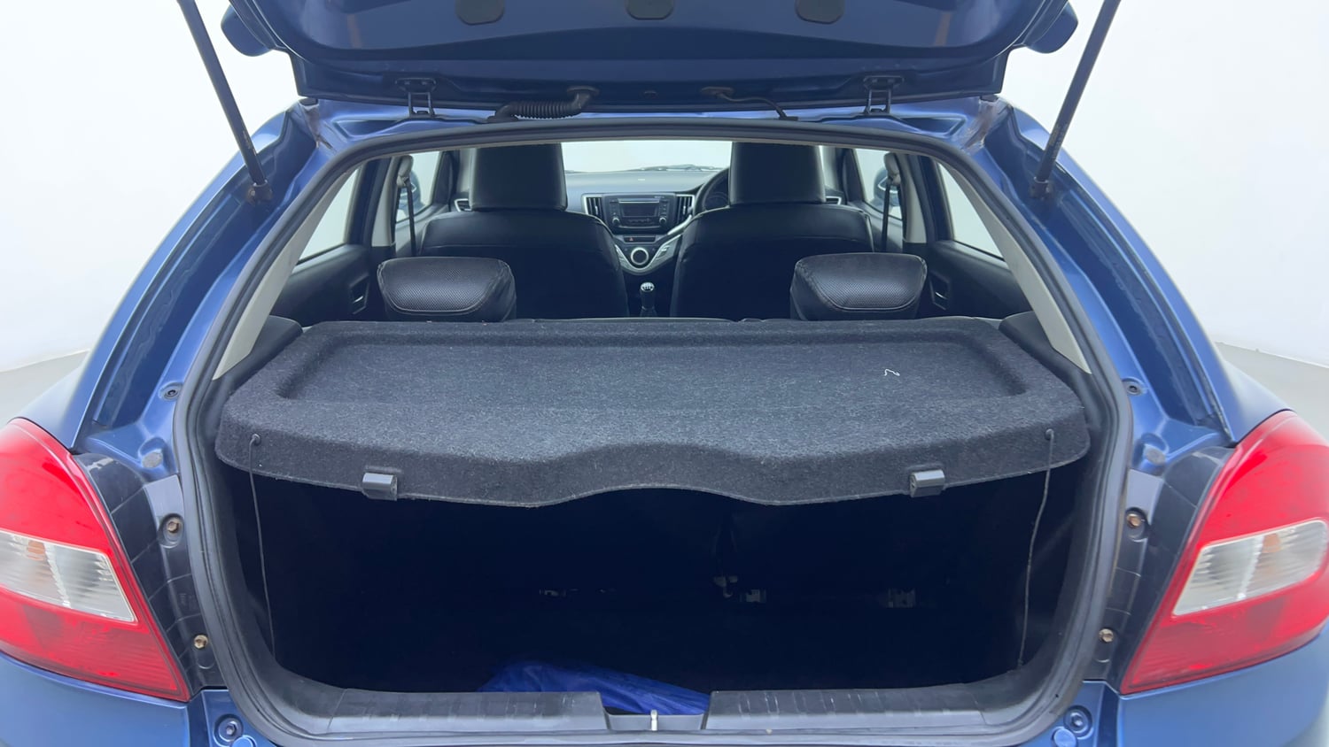 Used 2018 Maruti Suzuki Baleno Delta 1.2 Petrol Manual interior DICKY INSIDE VIEW