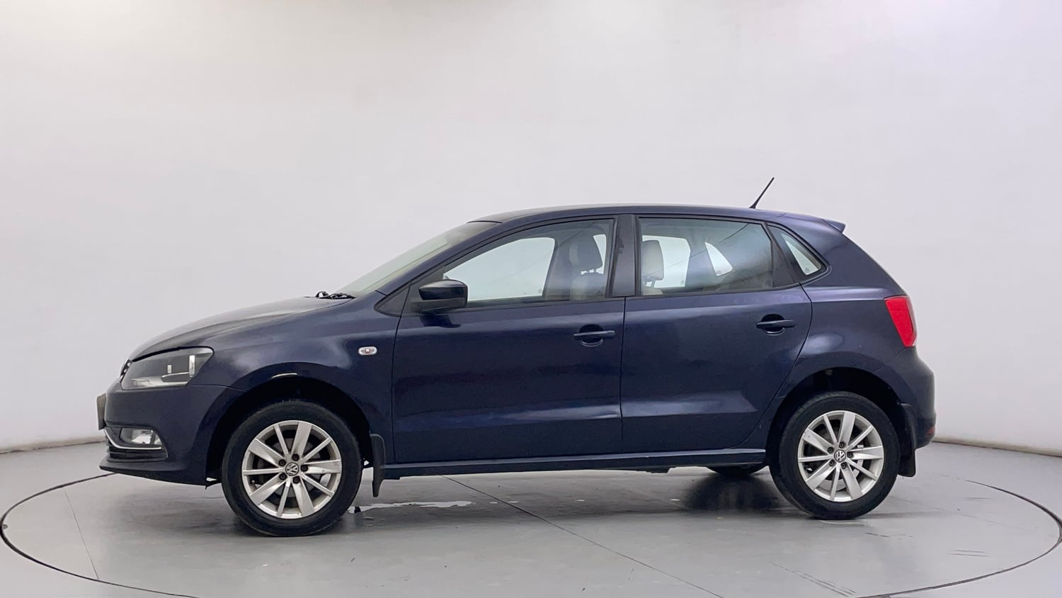 Used 2014 Volkswagen Polo Highline1.2L (P) Petrol Manual exterior LEFT SIDE VIEW