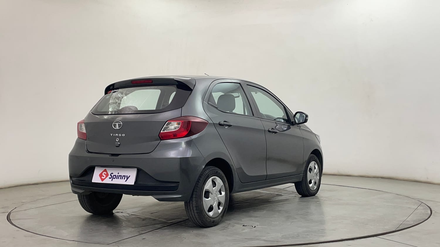 Used 2023 Tata Tiago XT (O) Petrol Manual exterior RIGHT REAR CORNER VIEW