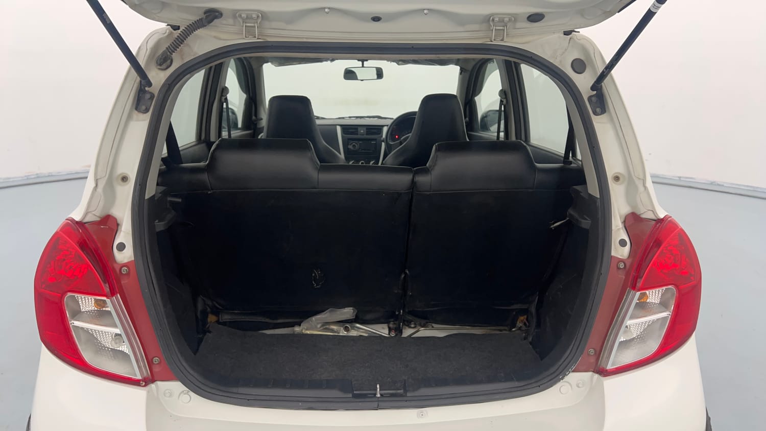 Used 2018 Maruti Suzuki Celerio X Vxi Petrol Manual interior DICKY INSIDE VIEW