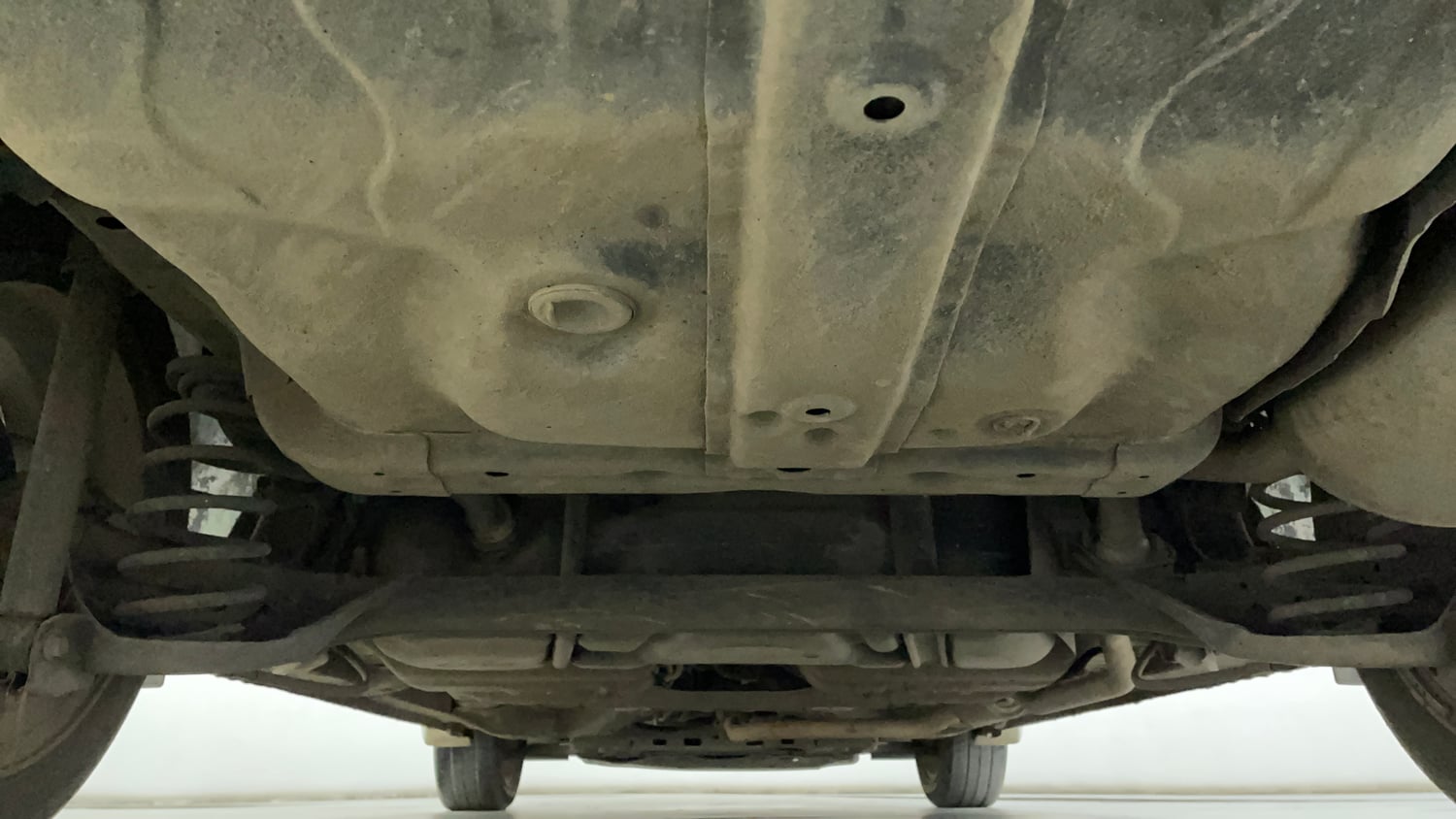Used 2020 Honda City VX CVT Petrol Petrol Automatic extra REAR UNDERBODY VIEW (TAKEN FROM REAR)