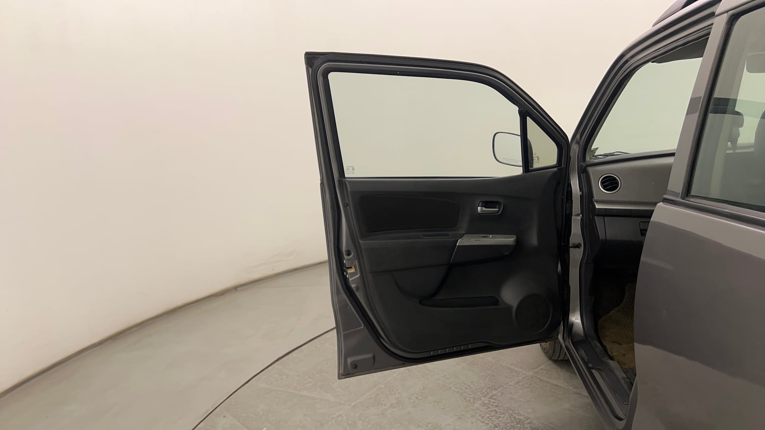 Used 2012 Maruti Suzuki Wagon R LXi Petrol Manual interior LEFT FRONT DOOR OPEN VIEW