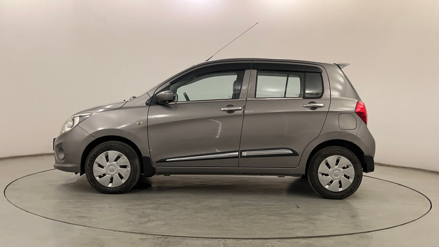 Used 2020 Maruti Suzuki Celerio VXi AMT Petrol Automatic exterior LEFT SIDE VIEW