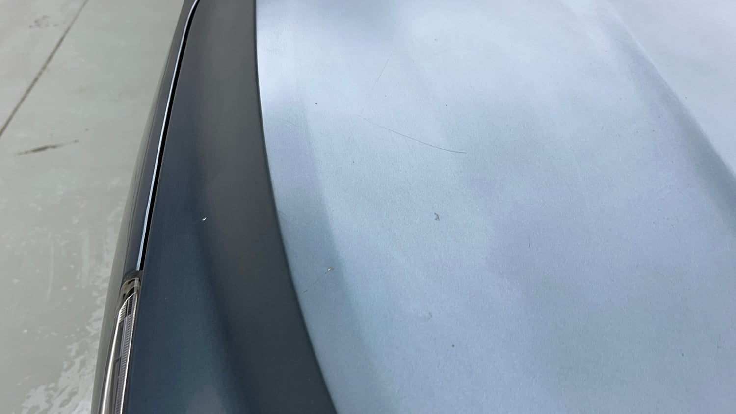 Used 2022 Mahindra XUV 300 W8 (O) 1.2 Petrol AMT Petrol Automatic dents MINOR SCRATCH