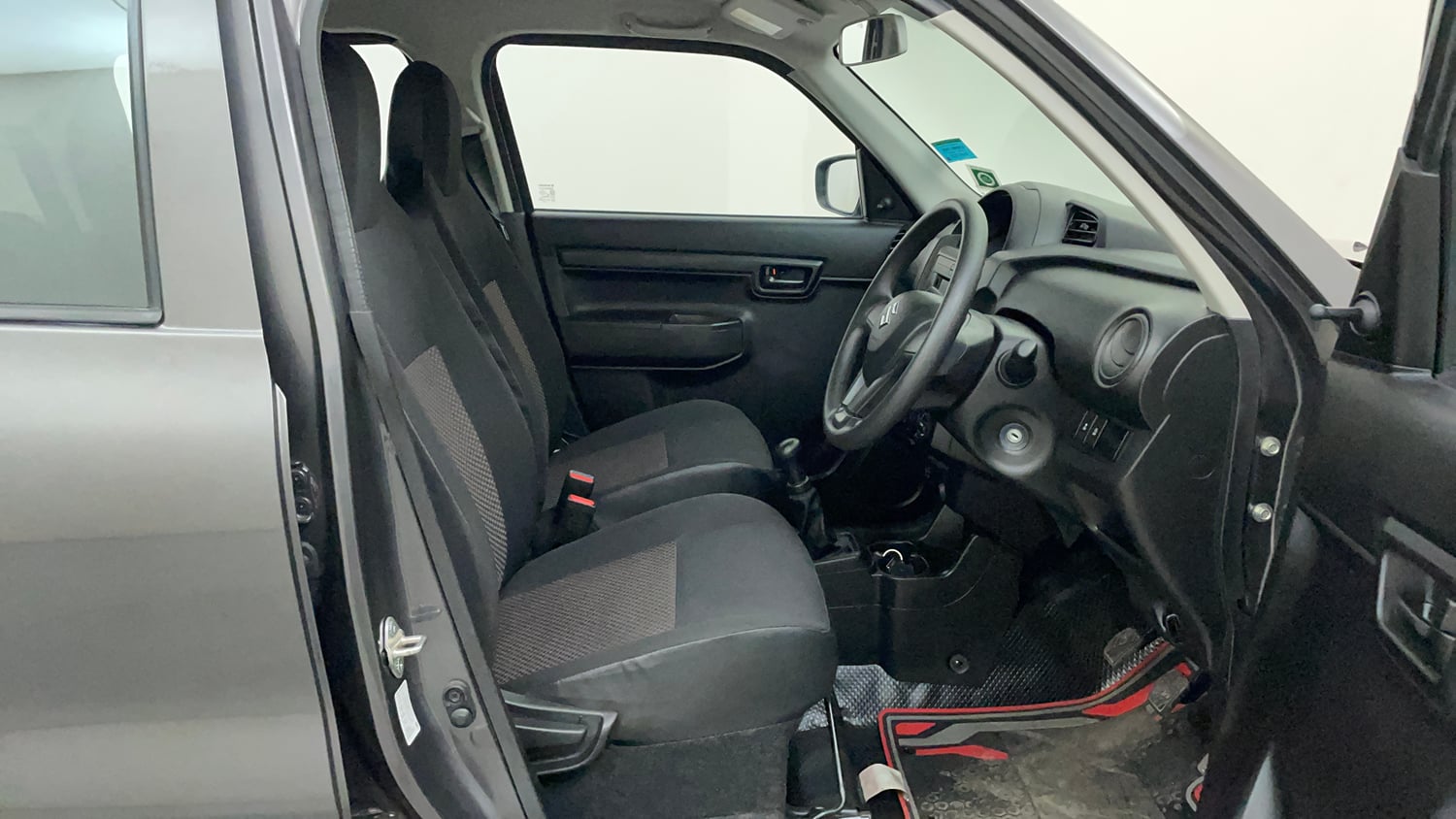 Used 2025 Maruti Suzuki S-Presso VXi (O) Petrol Manual interior RIGHT SIDE FRONT DOOR CABIN VIEW