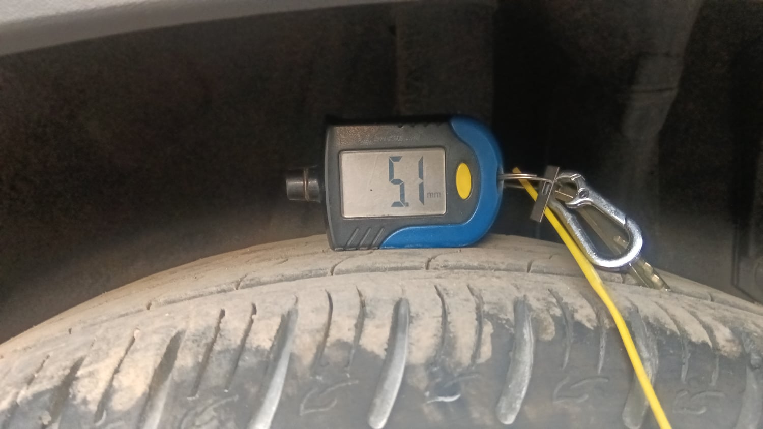 Used 2025 Kia Sonet HTK Plus (O) 1.2 Petrol MT Petrol Manual tyres LEFT REAR TYRE TREAD VIEW