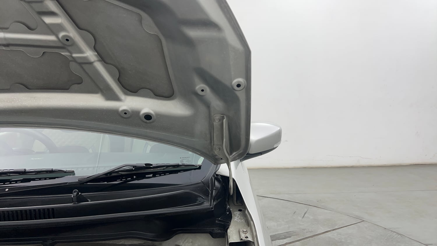 Used 2020 Maruti Suzuki Celerio ZXi Petrol Manual engine ENGINE LEFT SIDE HINGE & APRON VIEW
