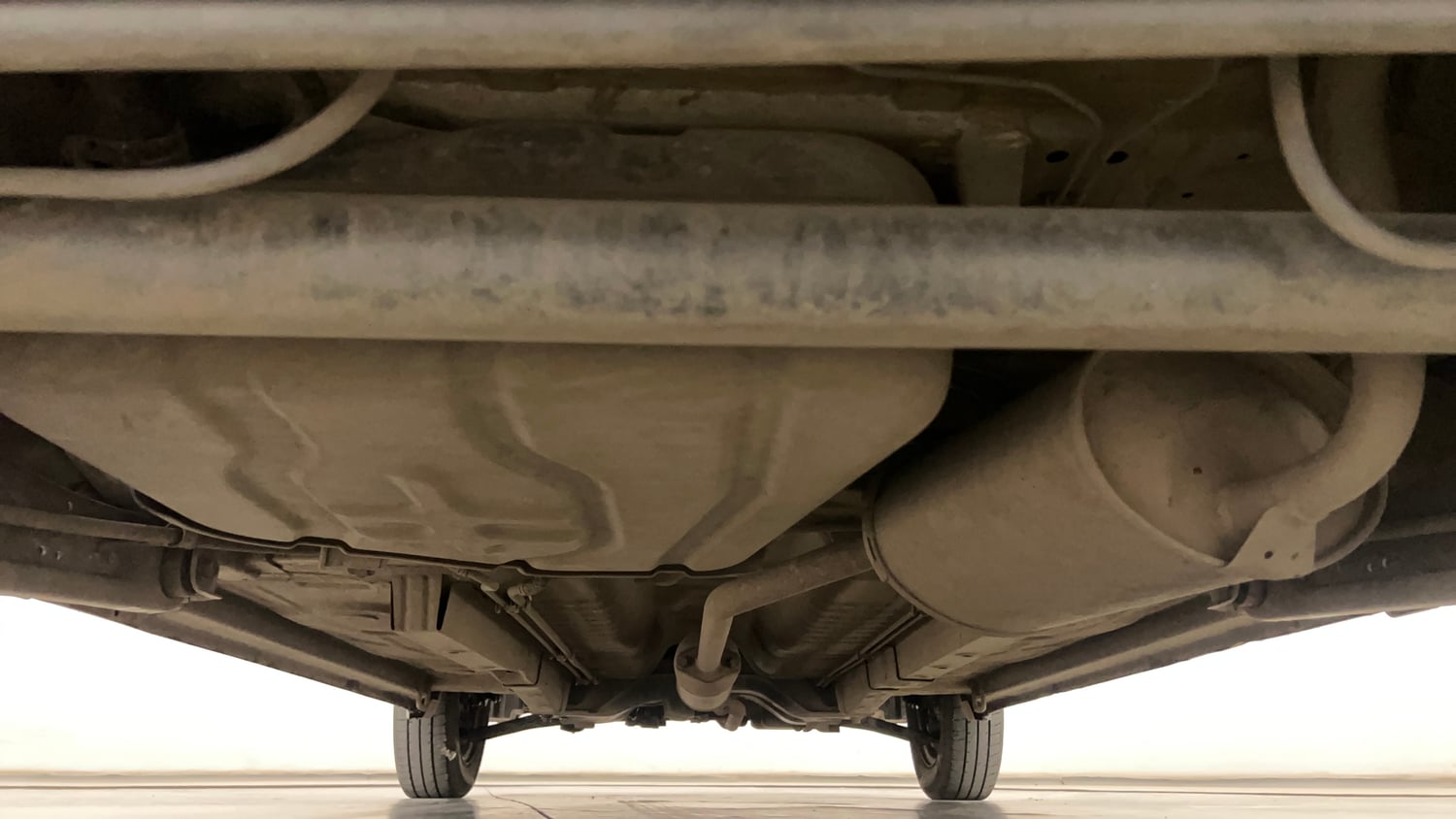 Used 2012 Maruti Suzuki Wagon R LXi Petrol Manual extra REAR UNDERBODY VIEW (TAKEN FROM REAR)