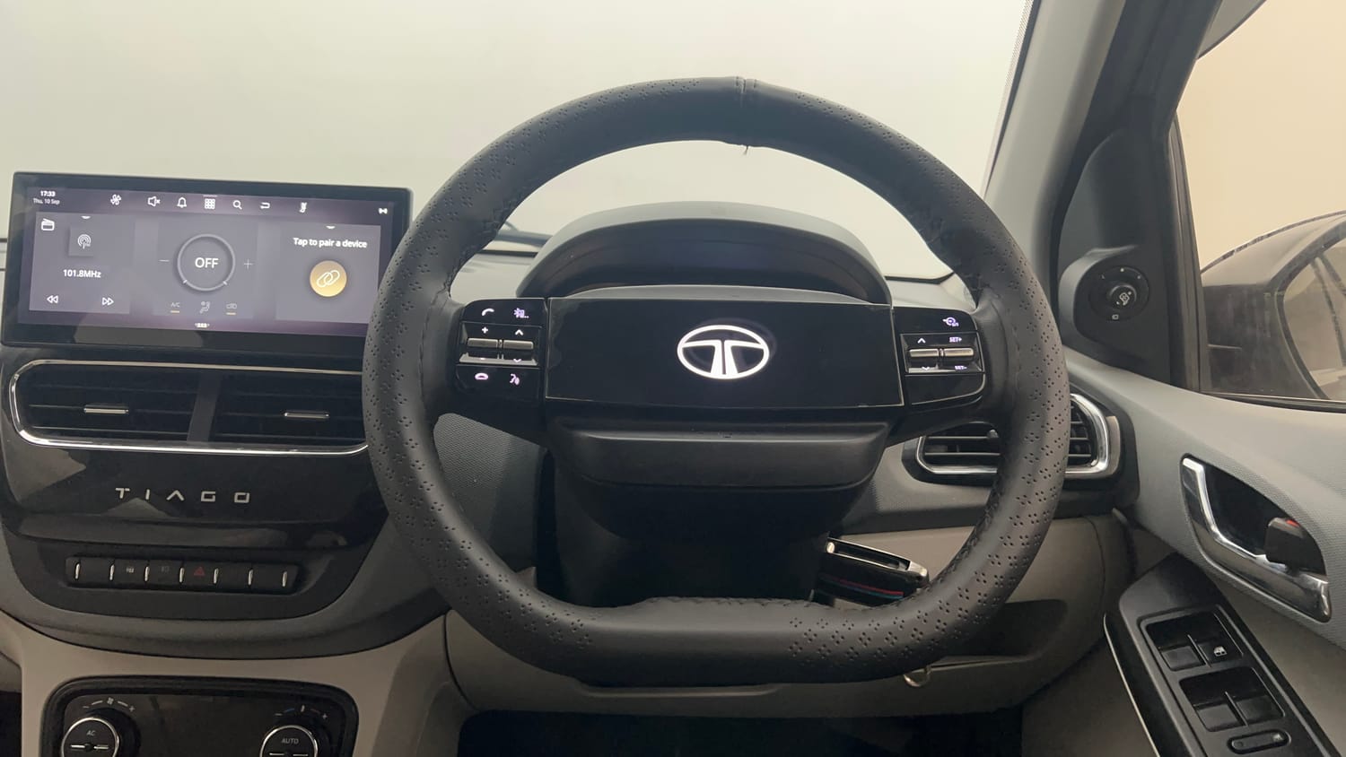 Used 2025 Tata Tiago XZ Plus Petrol Manual interior STEERING VIEW
