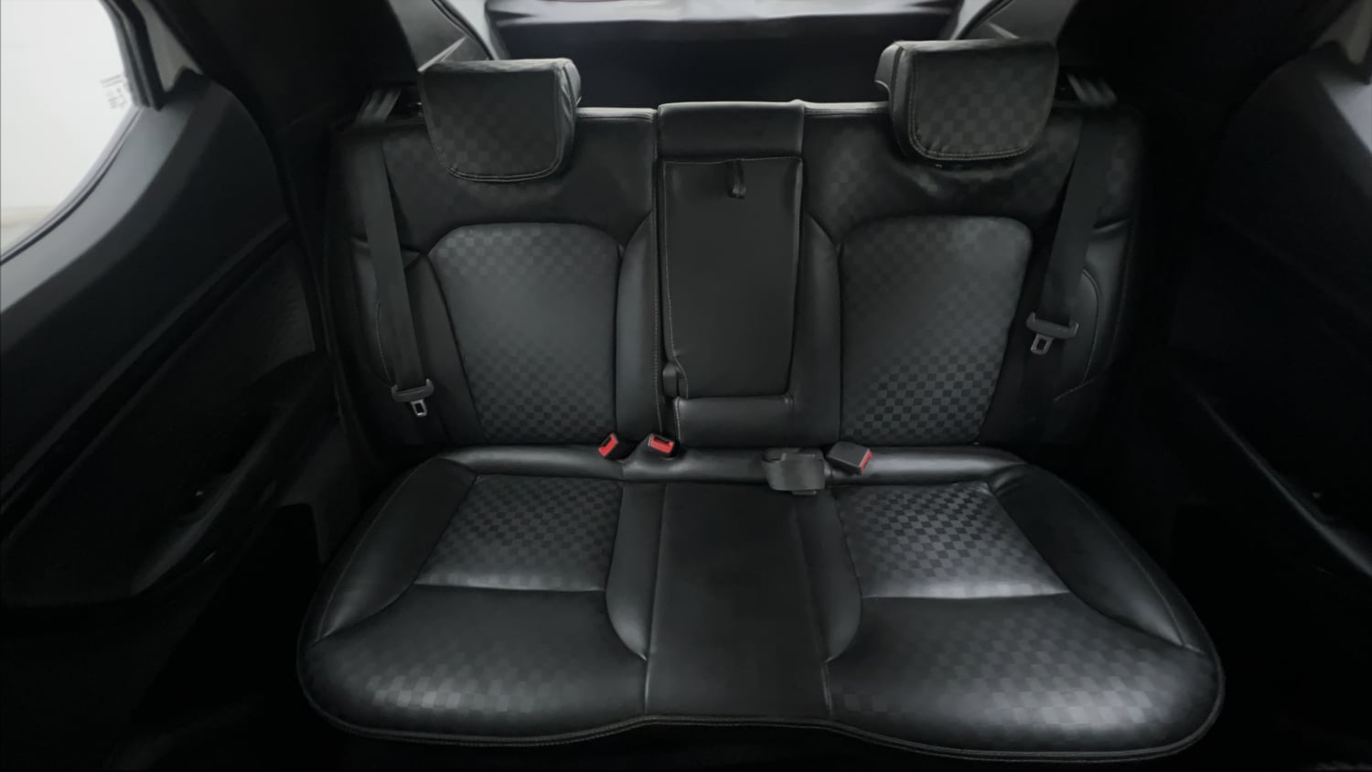 Used 2022 Renault Kiger RXZ Turbo CVT Petrol Automatic interior REAR SEAT CONDITION VIEW