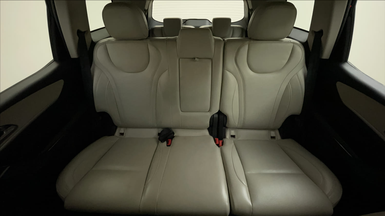 Used 2022 Mahindra XUV700 AX 7 Diesel MT 7 STR Diesel Manual interior REAR SEAT CONDITION VIEW