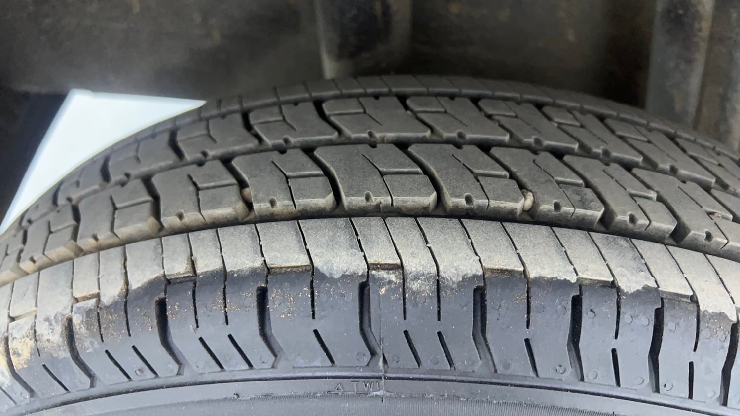 Used 2018 Datsun Redi-GO S 1.0 AMT Petrol Automatic tyres RIGHT REAR TYRE TREAD VIEW