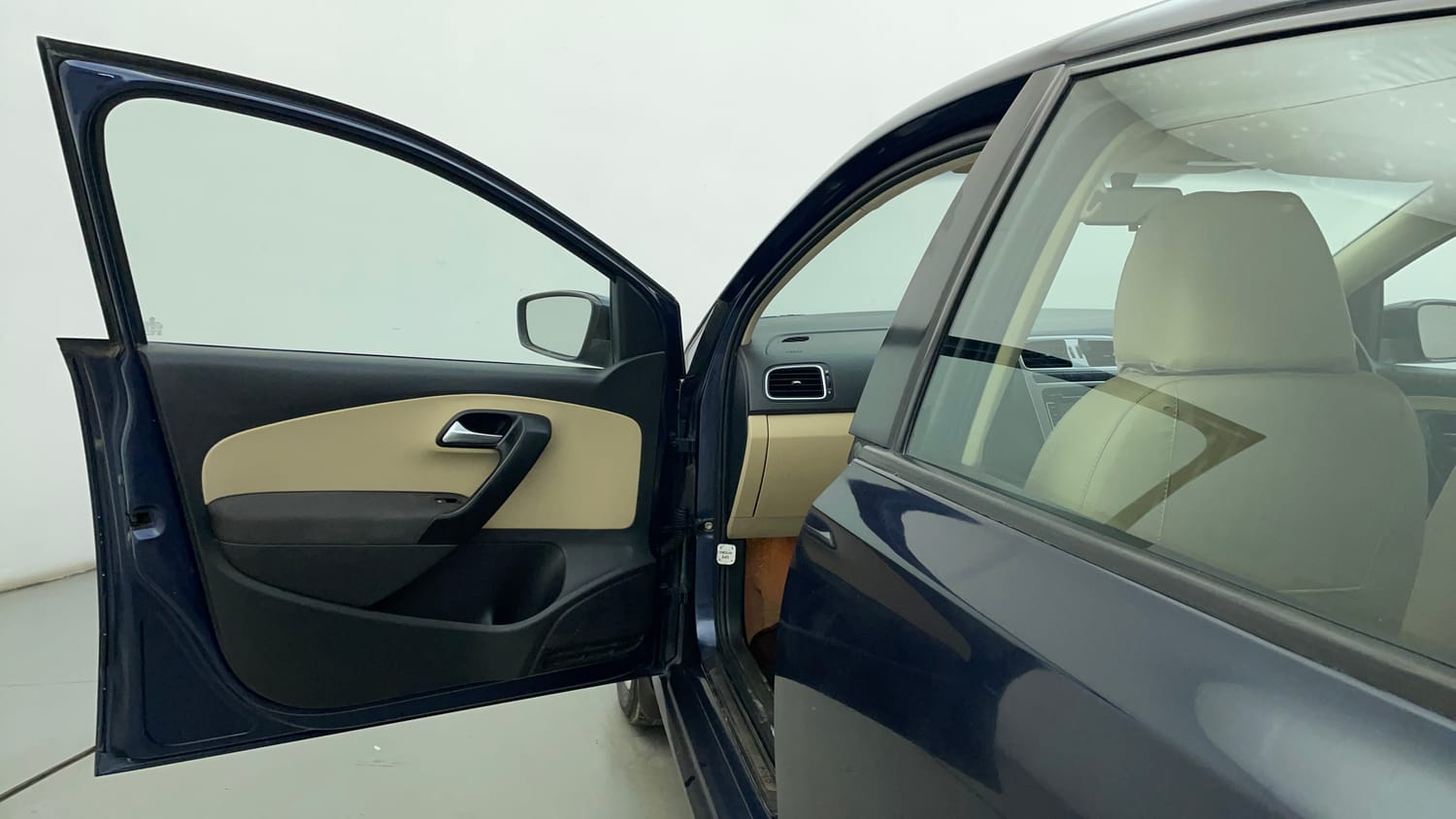 Used 2014 Volkswagen Polo Highline1.2L (P) Petrol Manual interior LEFT FRONT DOOR OPEN VIEW