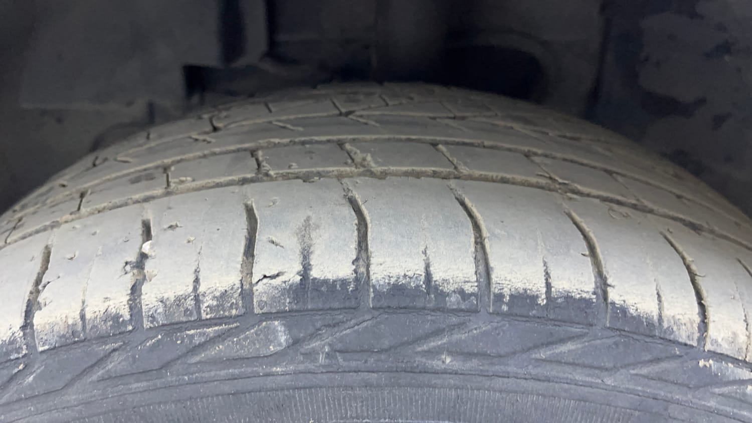 Used 2021 Tata Nexon XZ Plus Diesel Diesel Manual tyres LEFT FRONT TYRE TREAD VIEW