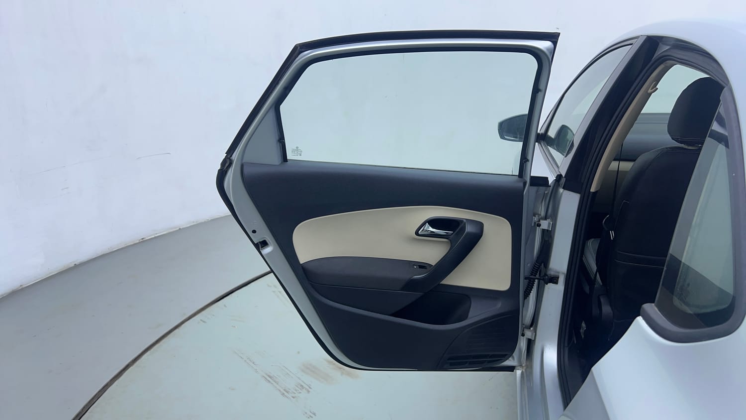 Used 2018 Skoda Rapid Ambition 1.6 MPI Petrol Manual interior LEFT REAR DOOR OPEN VIEW