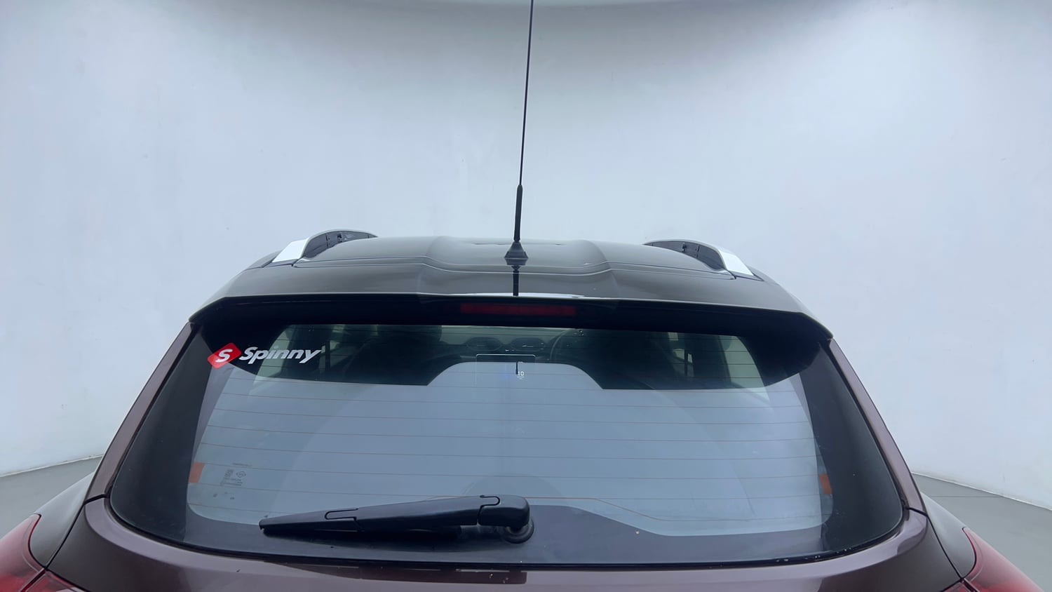 Used 2021 Nissan Magnite XV Premium Turbo CVT Petrol Automatic exterior BACK WINDSHIELD VIEW