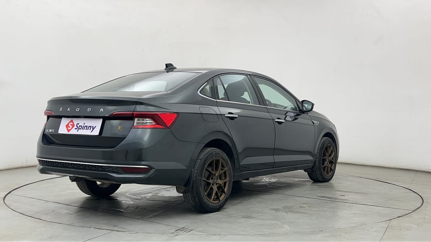 Used 2022 Skoda Slavia Style 1.0L TSI MT Petrol Manual exterior RIGHT REAR CORNER VIEW