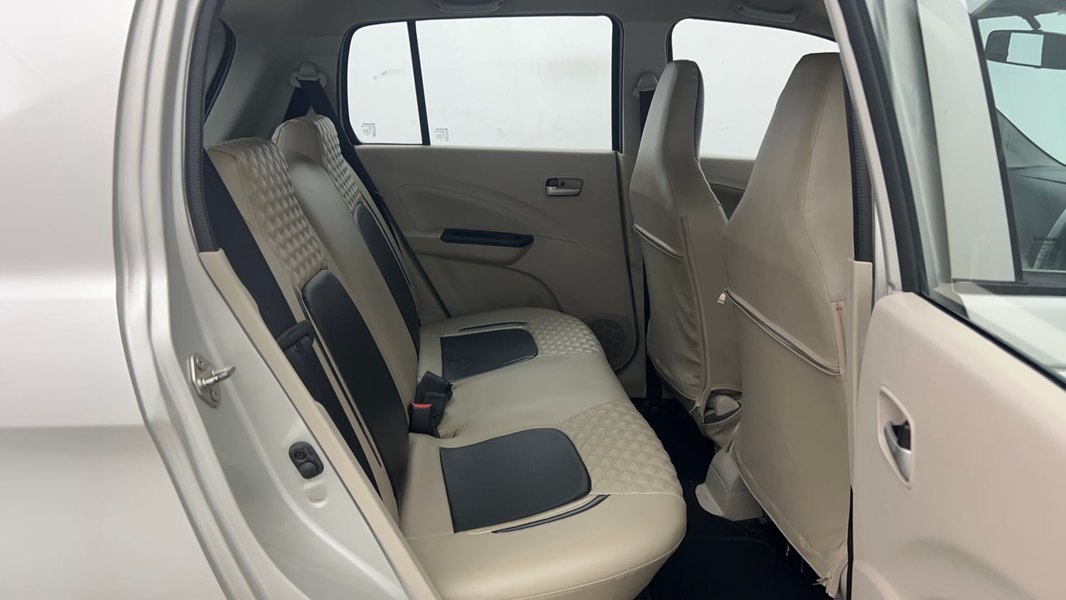 Used 2020 Maruti Suzuki Celerio ZXi Petrol Manual interior RIGHT SIDE REAR DOOR CABIN VIEW