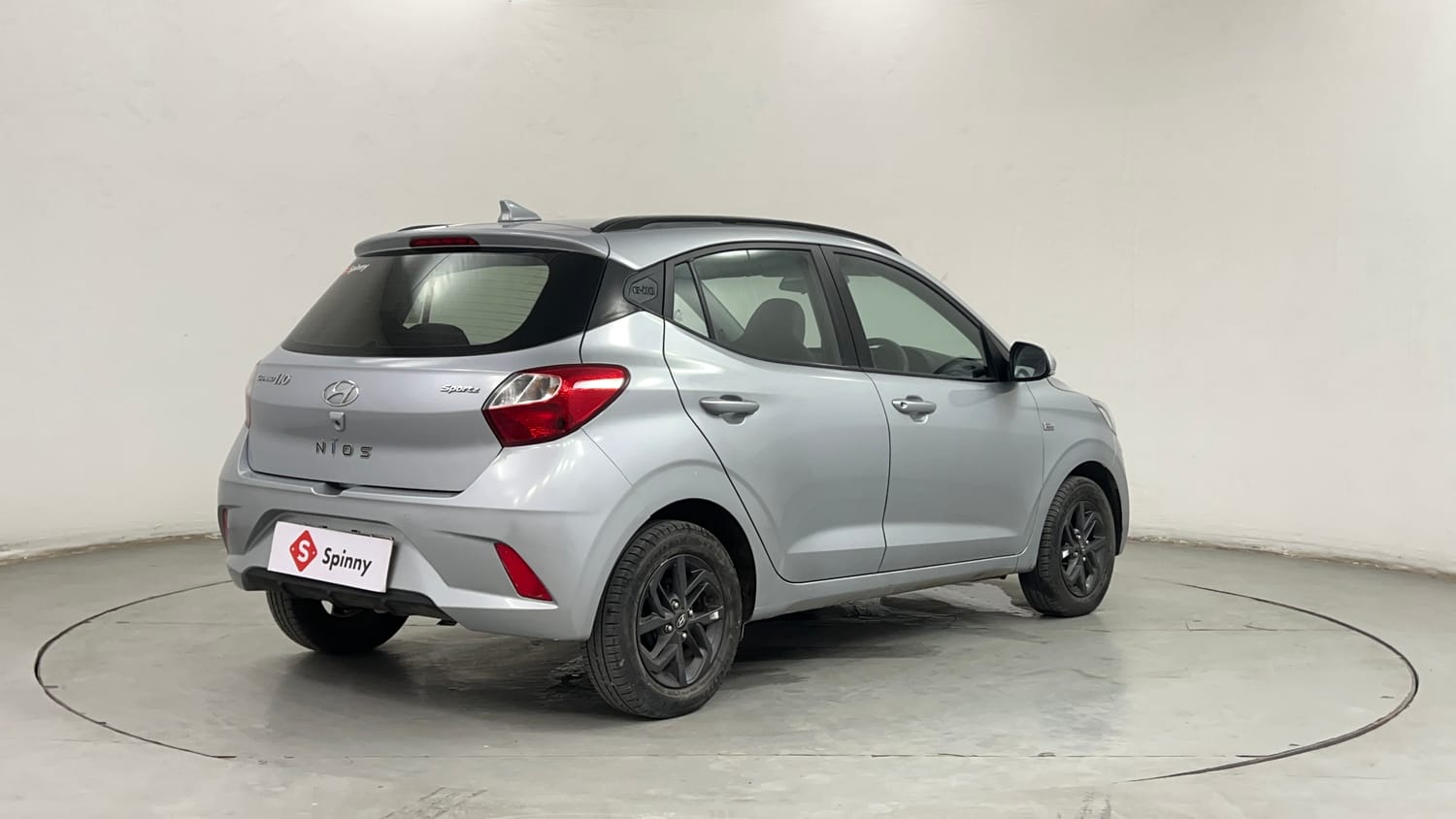 Used 2021 Hyundai Grand i10 Nios Sportz AMT 1.2 Kappa VTVT Petrol Automatic exterior RIGHT REAR CORNER VIEW